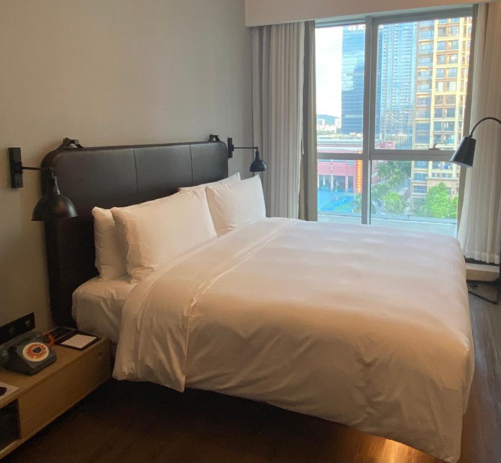 Готель Moxy Shenzhen North Station Екстер'єр фото