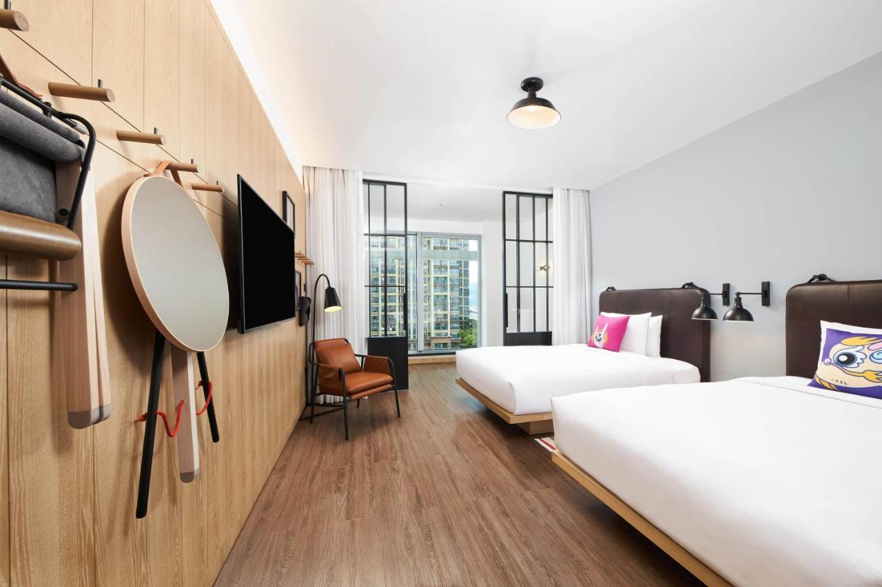Готель Moxy Shenzhen North Station Екстер'єр фото