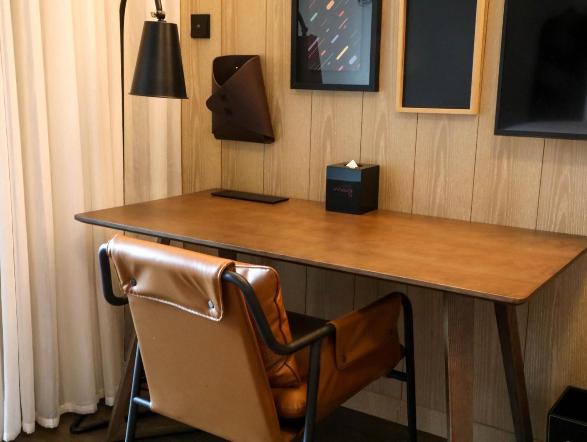 Готель Moxy Shenzhen North Station Екстер'єр фото